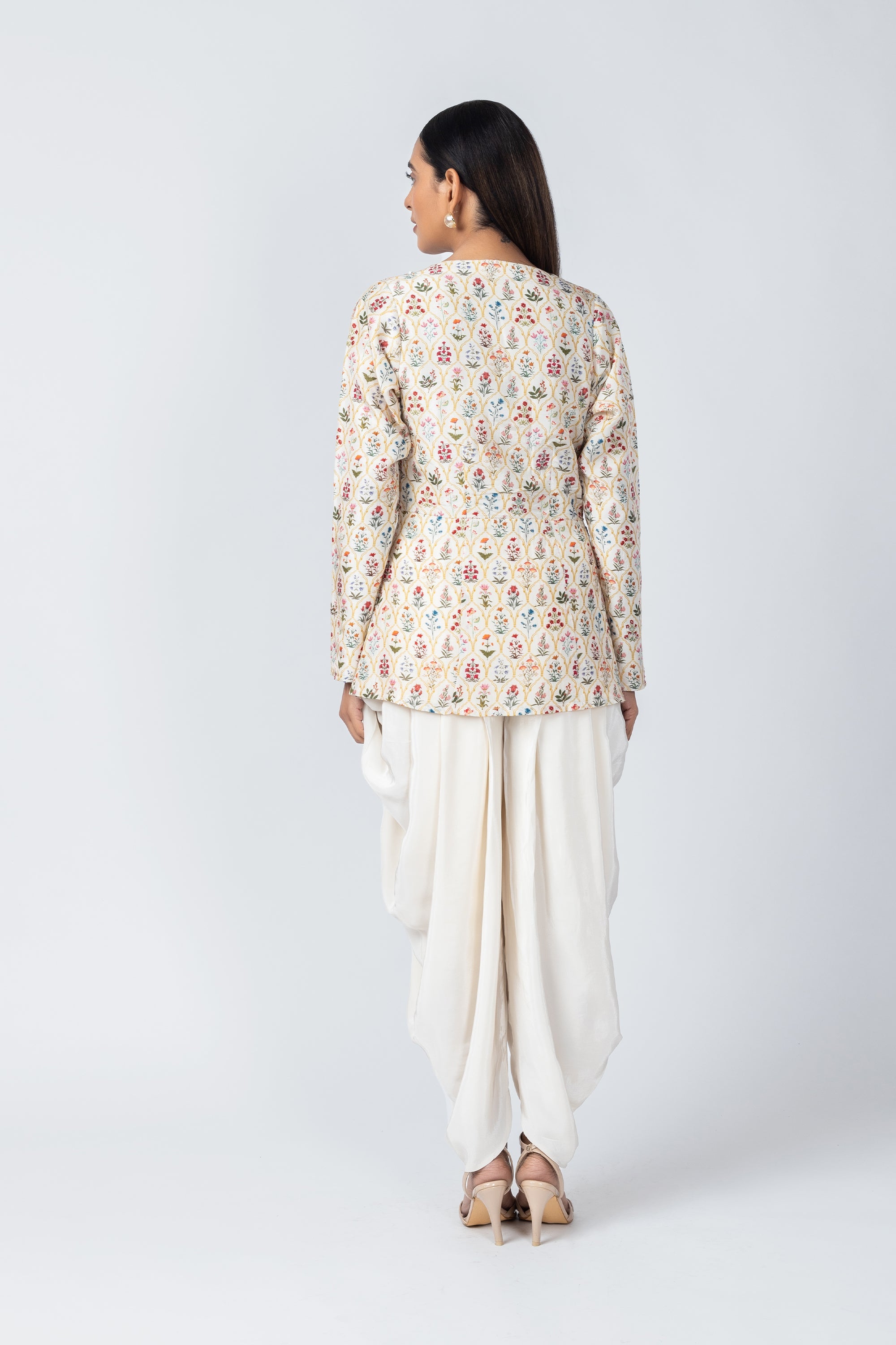Mirza Dhoti