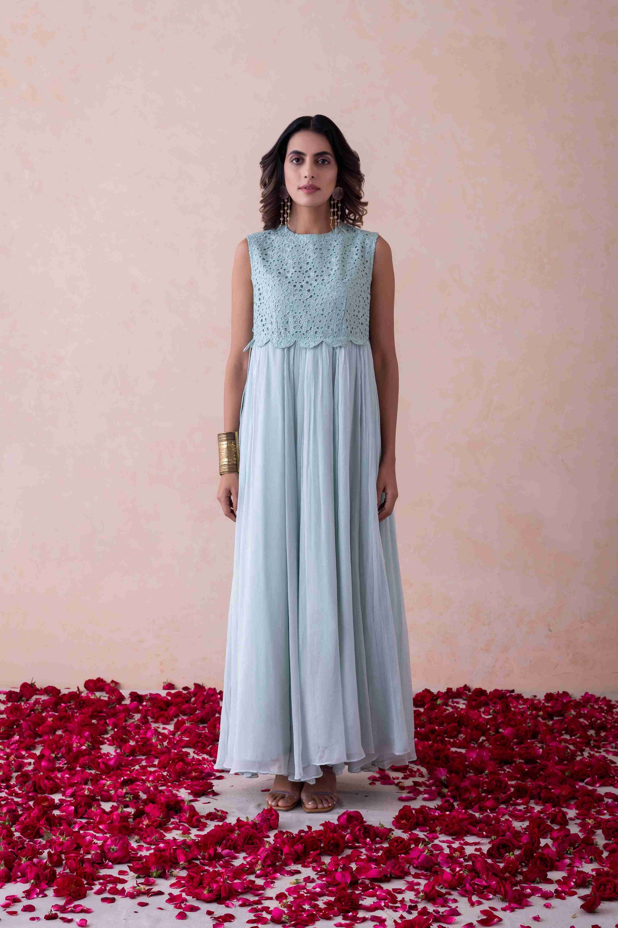 Maia - Sleeveless
