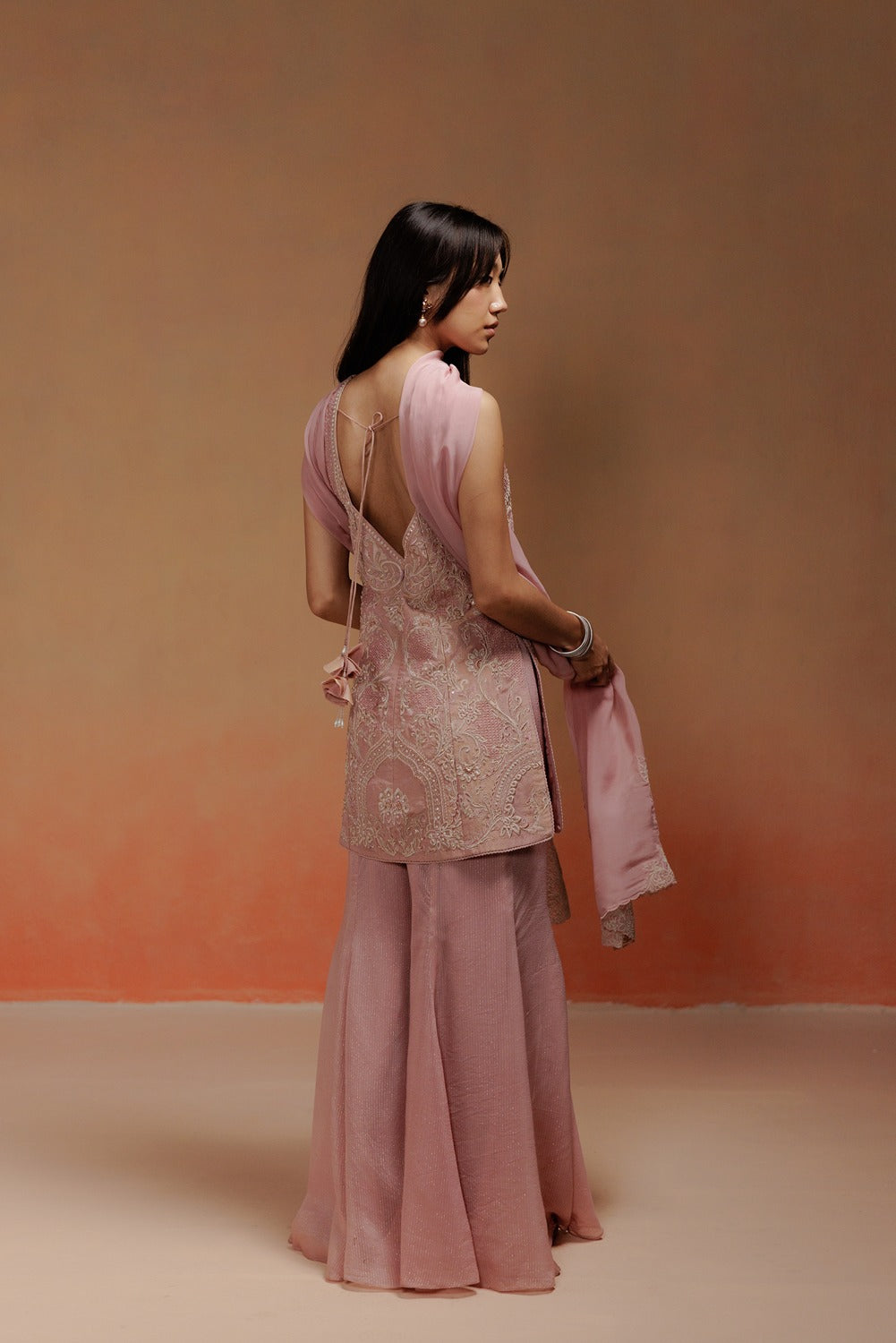 Aalia - Pink