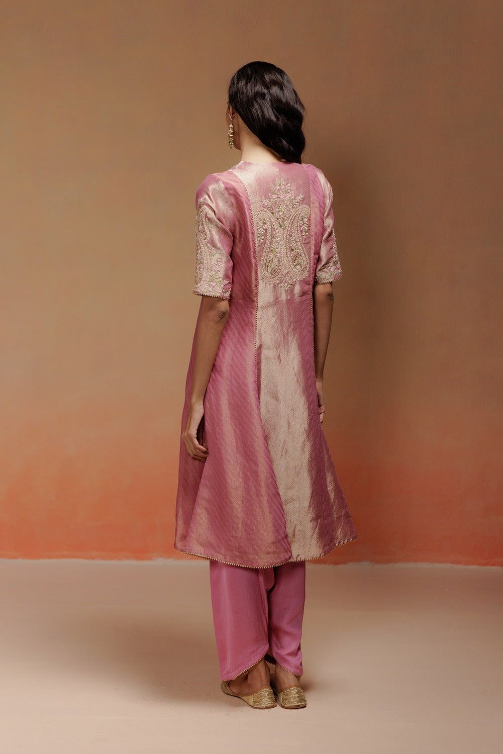Ahana - Pink