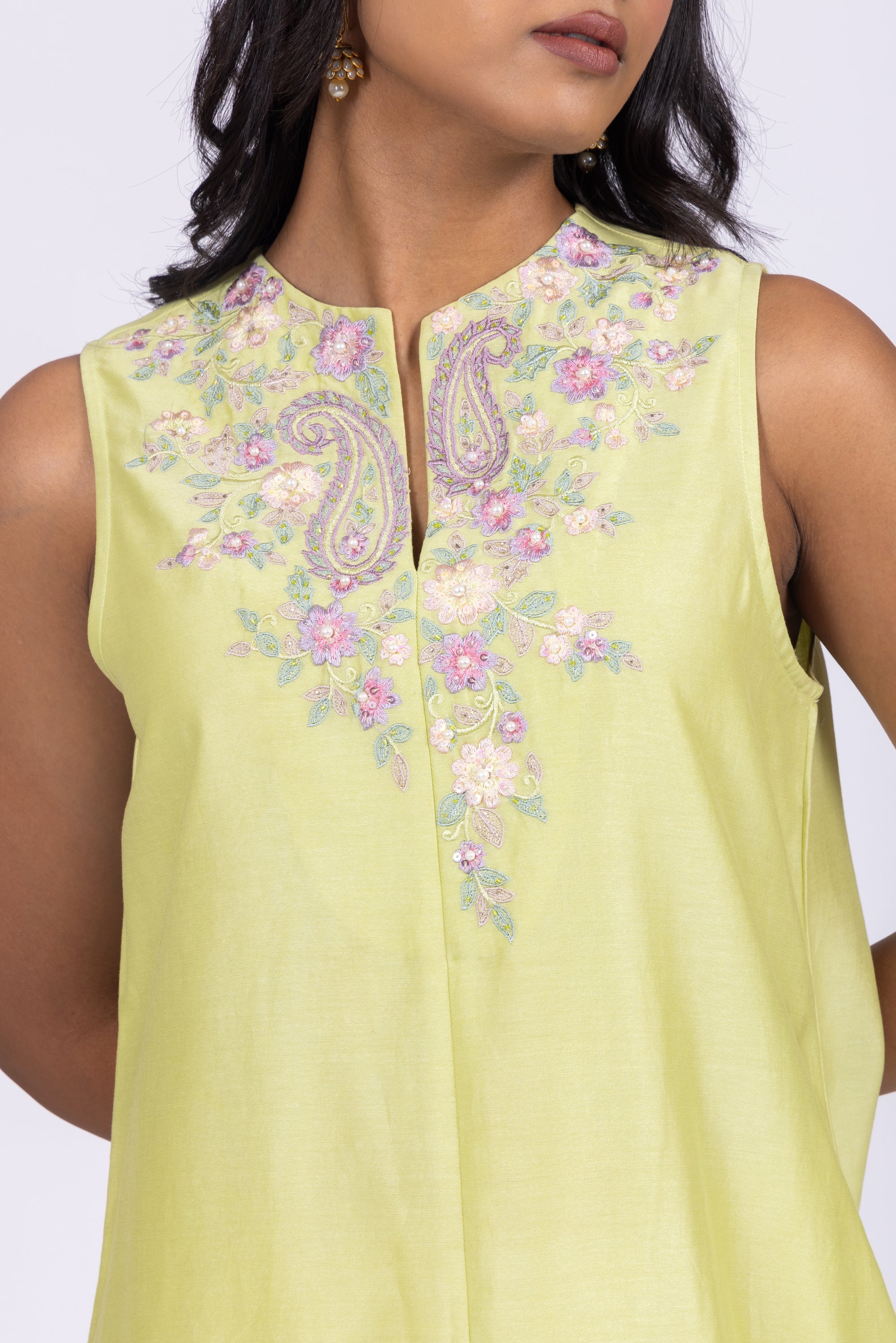 Anushka Kurta